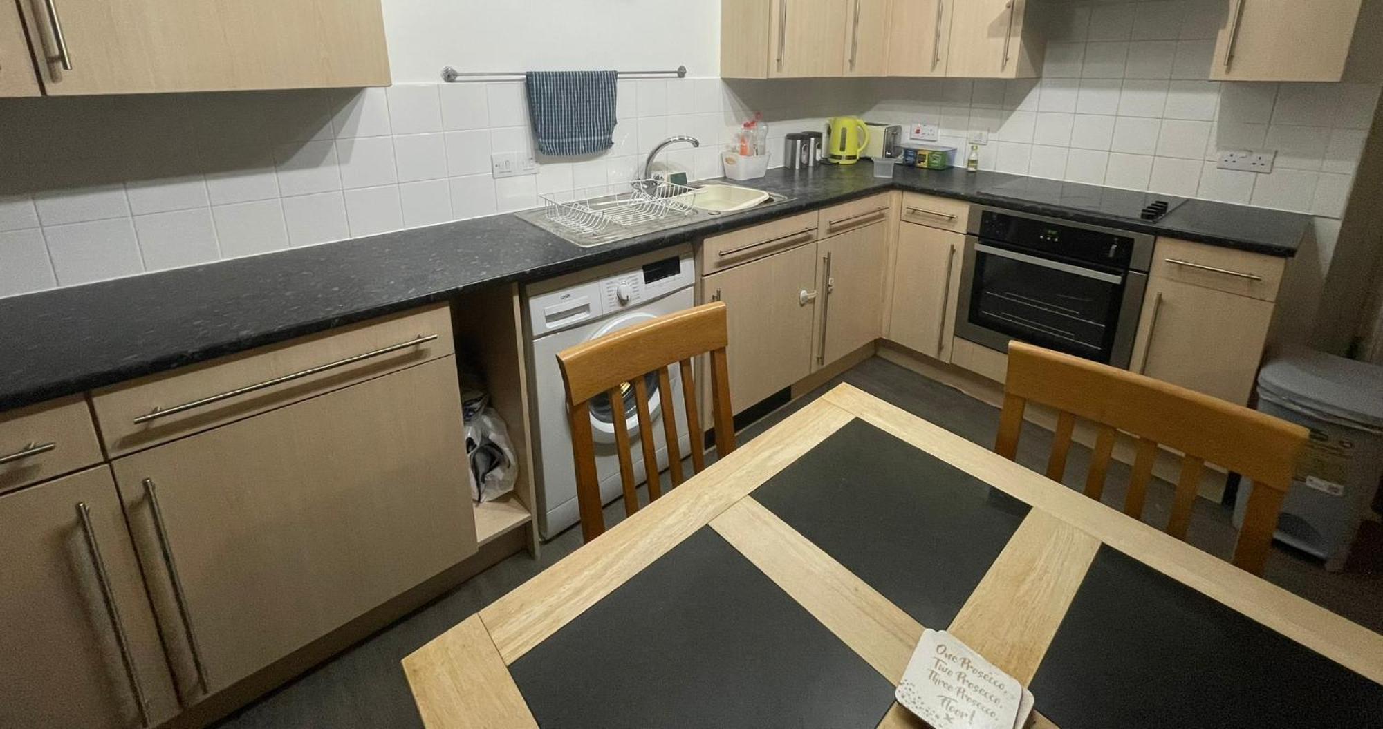 Business & Leisure Centre 2 Bed En-suite With Free Parking And Netflix Apartamento